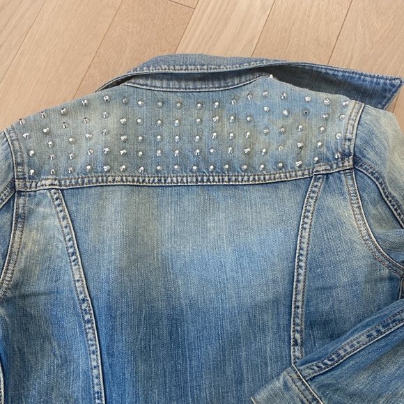 Aritzia Jean jacket. Size XS. - Picture 7 of 8